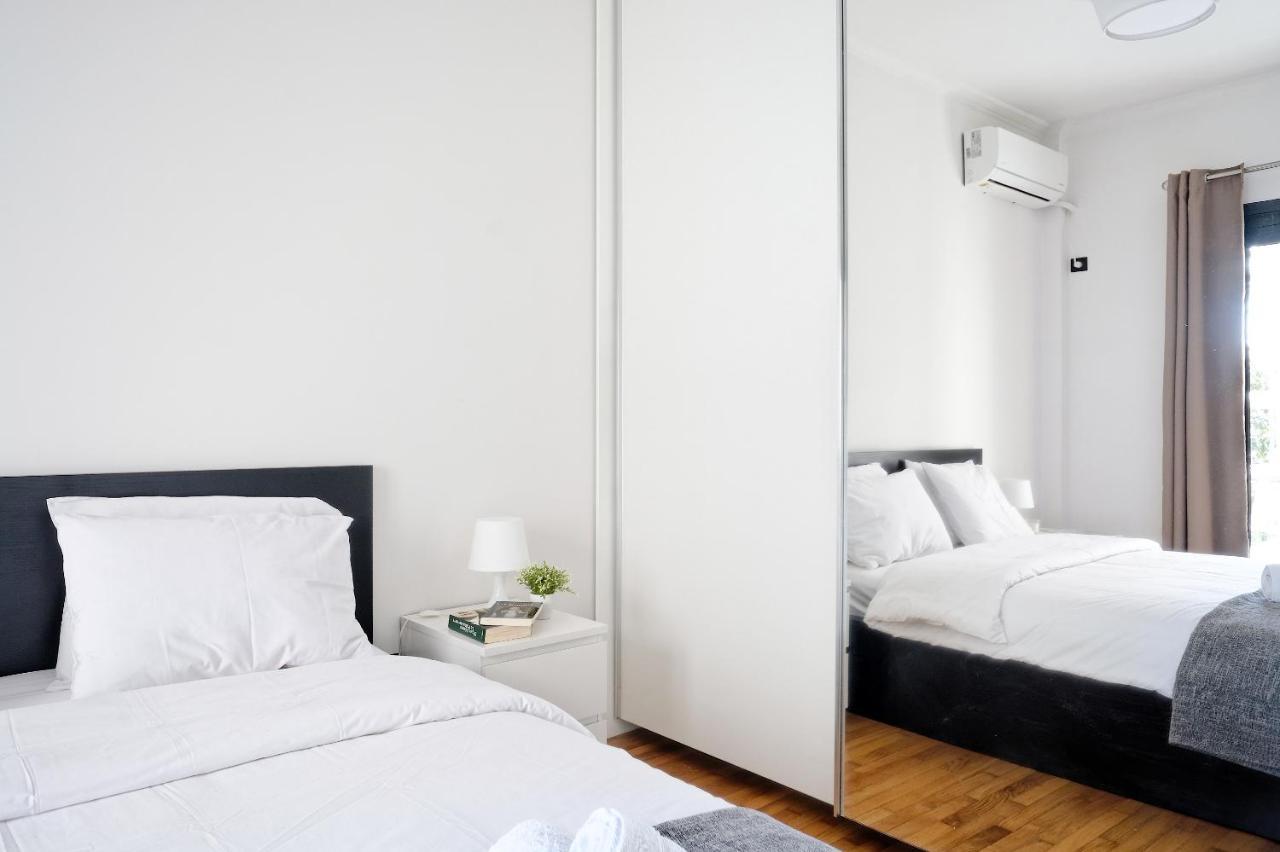 Glyfada Breeze Apartments Athene Buitenkant foto